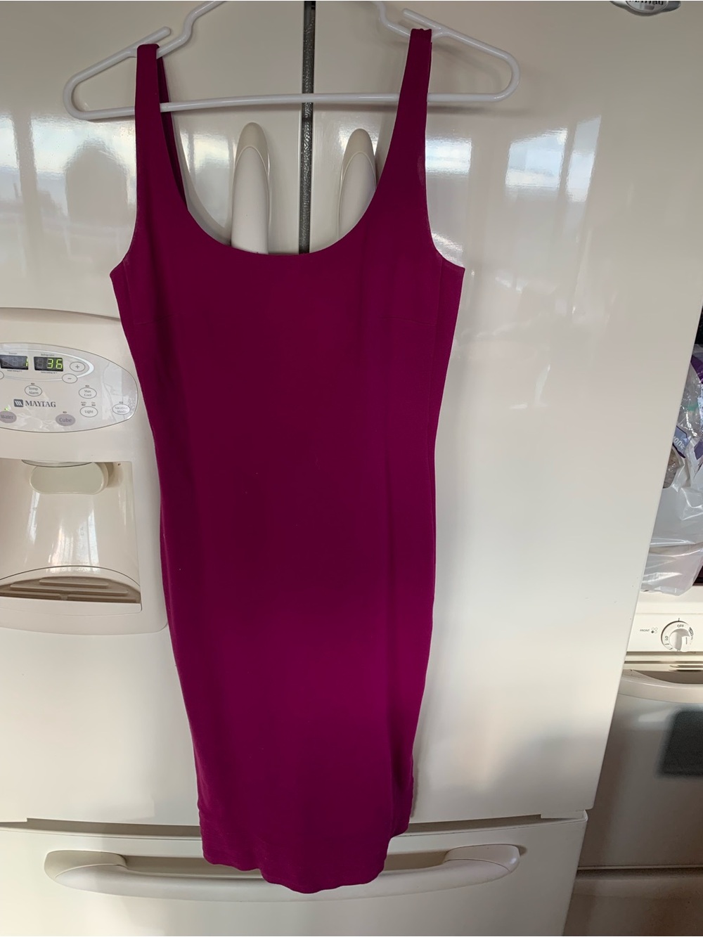 DVF size 2 Scoop Neck Fitted Dress in Magenta scoop back vintage